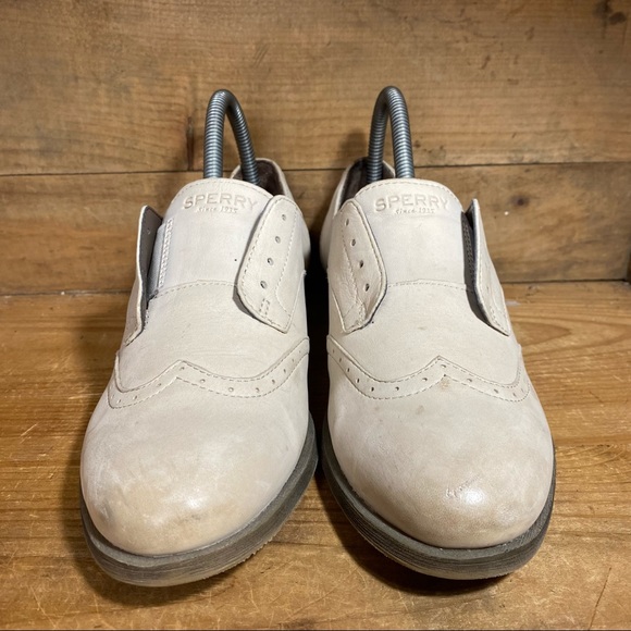 Sperry Victory Gill Beige Suede Leather Oxford Women’s Slip On Wingtips - Picture 3 of 8